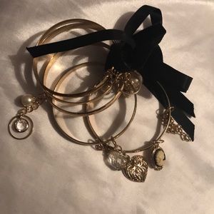Gold bangle set